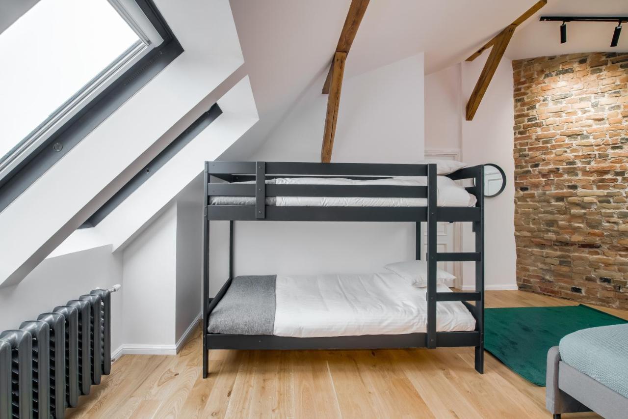 Big Design Apt - Sleeps 12 - Best Location Ryga Zewnętrze zdjęcie